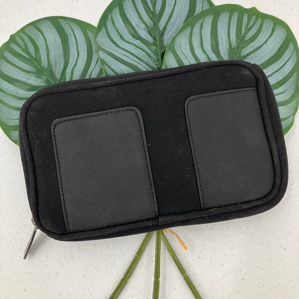 Nintendo DS Black Rectangle Zip Around Soft Faux Neoprene Storage Case Carrier